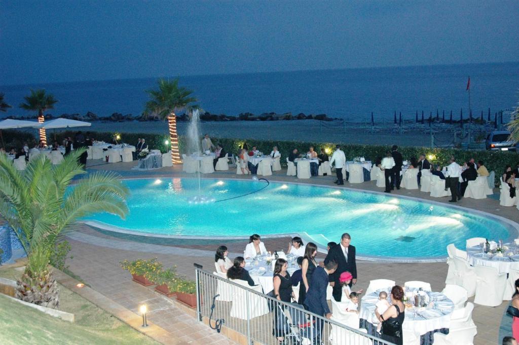Meridian Hotel Guardia Piemontese Terme Exterior photo